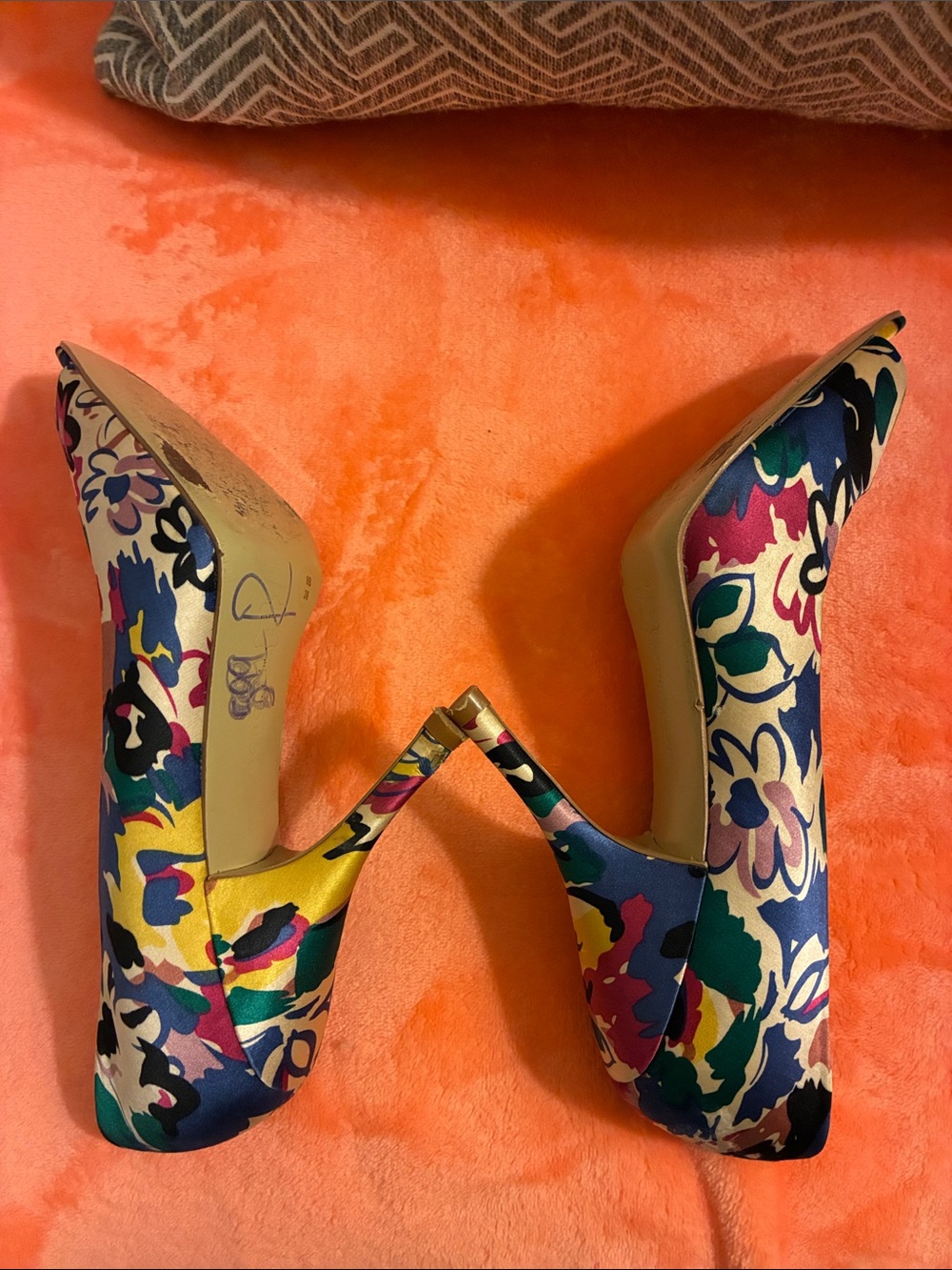 Last Chance BCBGirls Multicolor Floral Peep-Toe Heels - Picture 4 of 15